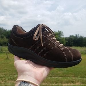 Women's Finn Comfort Suede/Walnut, Sz 6
